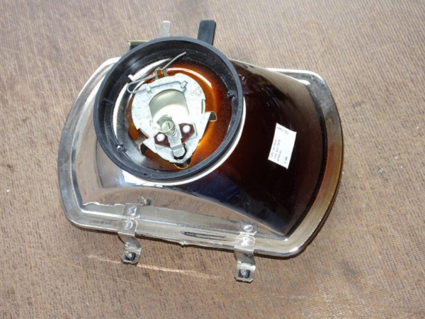 Scheinwerfer Wartburg 353 Neu original DDR Bestand