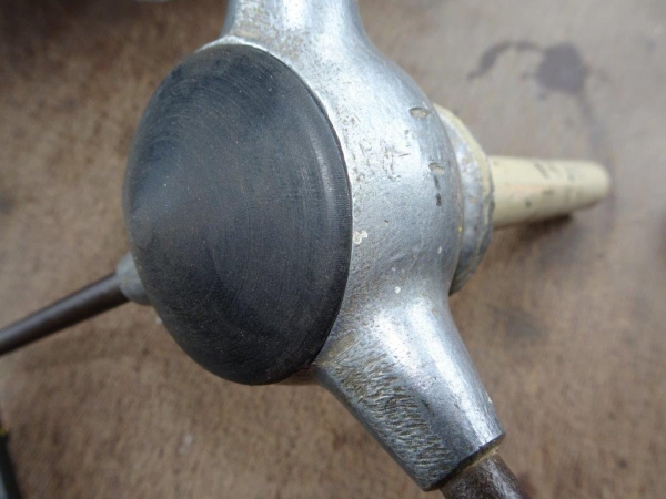 Lenkradkappe Gummikappe Famulus RS09 GT124 ZT Fortschritt Drei Speichen Lenkrad