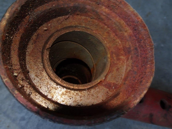 Steckachse Schiebestück Achsschenkel für verstellbare Vorderachse UTB 550 M