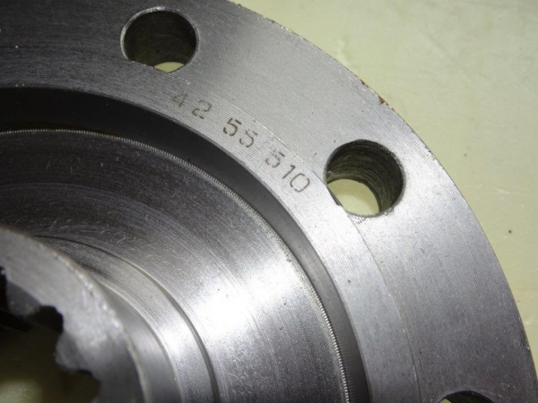 Deckel Radnabe Außen für Steckachse Allrad UTB DT