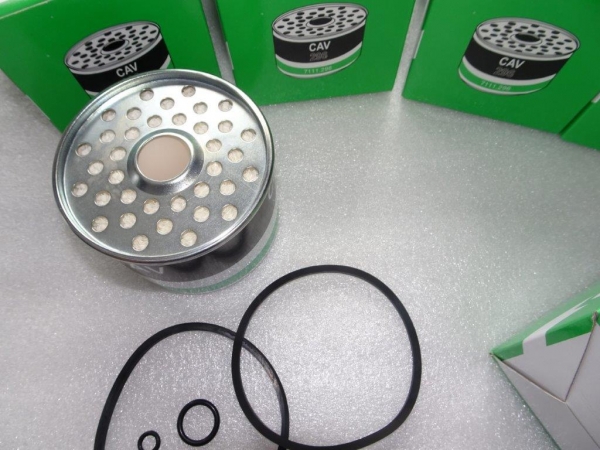 10 Stück Dieselfilter Kraftstofffilter UTB TIH Fiat CAV