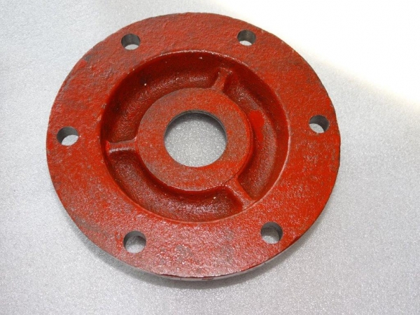 Lagergehäuse hinten links am Differenzial UTB Fiat