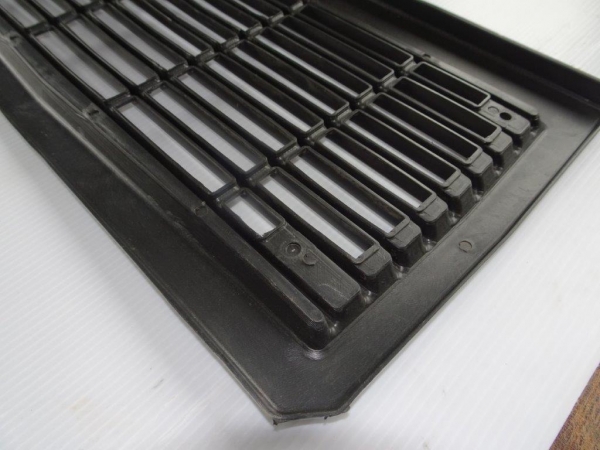 Grill oben TIH UTB 300 550 640