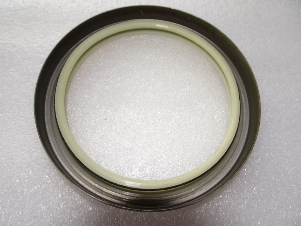 Simering groß Kurbelwelle hinten UTB 300 bis 640 TIH Fiat 400 420  450 450DT 500 540...