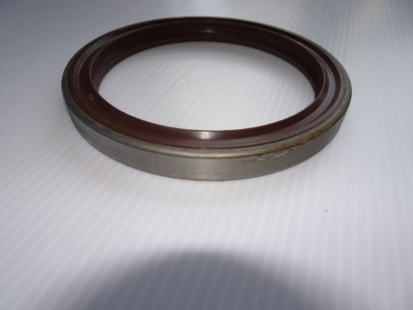 Simering hinten Fiat für 7 Loch Kurbelwelle passend für Case New Holland MF Someca