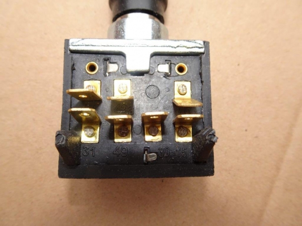 Warnblinkschalter mit Kontrolllampe  12 Volt Traktor UTB Fiat IFA