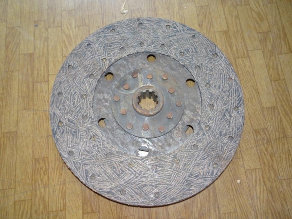 Kupplungsscheibe Raupe UTB S651 Fahrkupplung