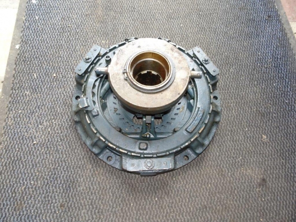 Kupplungsautomat Raupe Universal UTB 651S