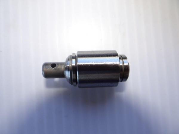Entladeventil Modell Fiat  am Hydraulik Steuerblock Traktor UTB Fiat
