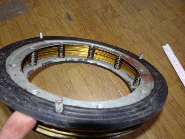 Zwischenstück Raupe Universal UTB S651