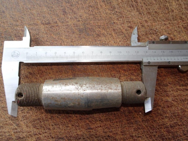 Bolzen mit Konus Hinterachse TIH 445