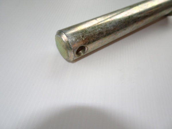 Bolzen für Zugmaul Durchmesser 28 mm Länge 180mm