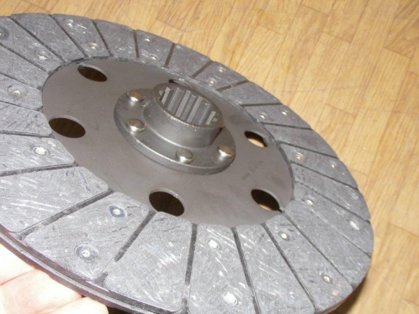 Kupplungsscheibe Mitnehmerscheibe Traktor Fiat 500 + 500DT Fahrkupplung