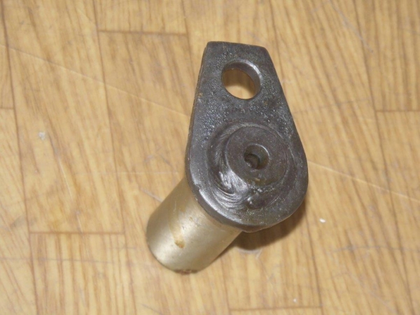 Bolzen für Fiat 480 - 640