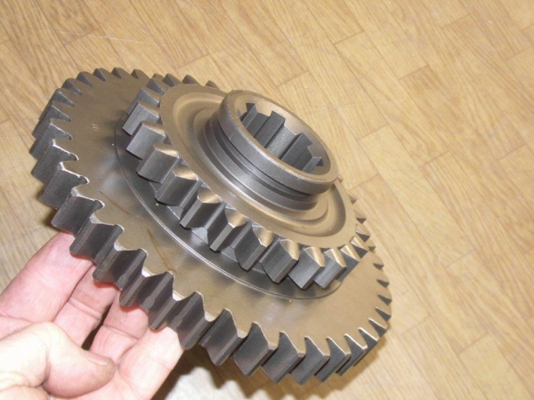 Zahnrad Getriebe UTB 651 650