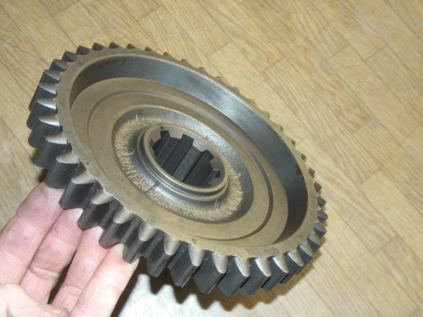 Zahnrad Getriebe UTB 651 650