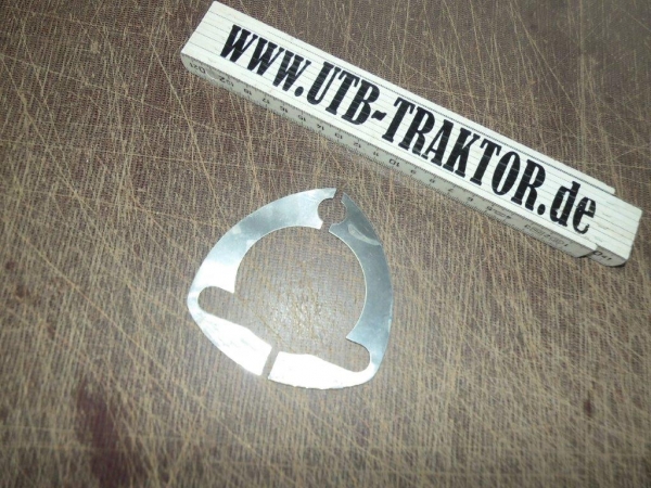 Beilagscheiben Vorderachse UTB 300DTC 302DTCE  445DTC 550DTC 640DTC