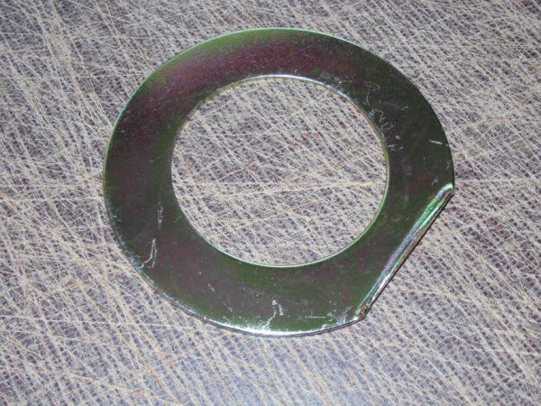 Sicherungsblech Hinterachse UTB Fiat 450-480-550-640-540-55.46-65.46-70.56