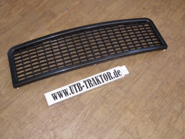 Frontgrill oben UTB V445 Fiat 54C + 400 450 540 550 640 schwarz