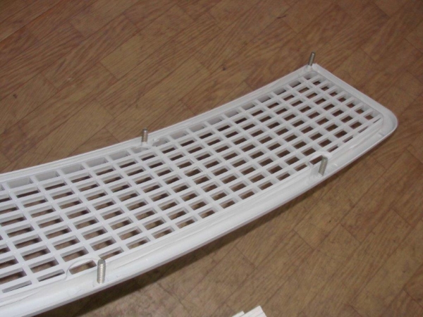 Frontgrill oben UTB V445 + Traktor Fiat 400 450 480 540 550 640