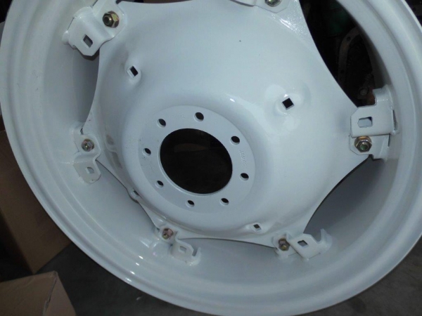 Felge 1 Stück Hinten UTB+ Fiat 14 x 30 Zoll  incl. Versandkosten z.B. 640 65.46 60.56 70.56...