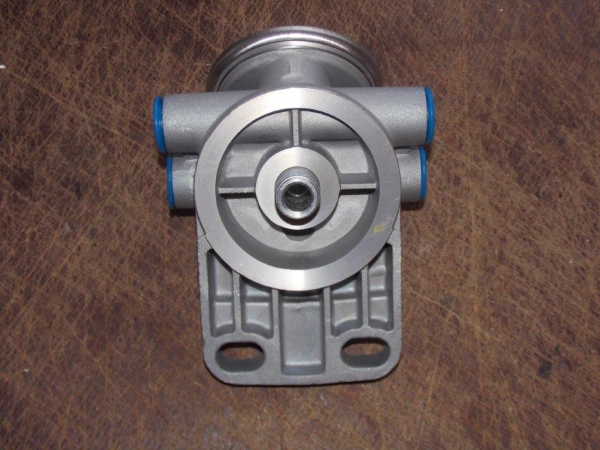 Filterkopf f. Dieselfilter mit Pumpe Ford new Holland Traktor 5640, 6640, 7740, 7840, 8240, 8340, TC52, TC54,TC56