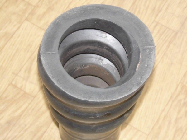 Gummi Feder für Sitz am alten Utos 650 + 651