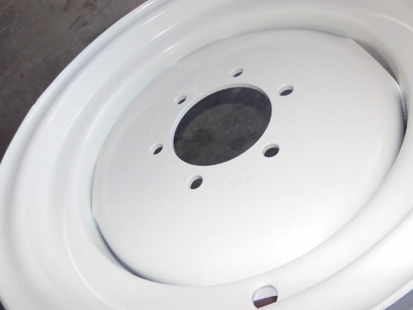 Felge breit vorn 16 Zoll 5.50 Zoll für Bereifung 7.50-16 UTB + Fiat z.B. 640 und viele andere