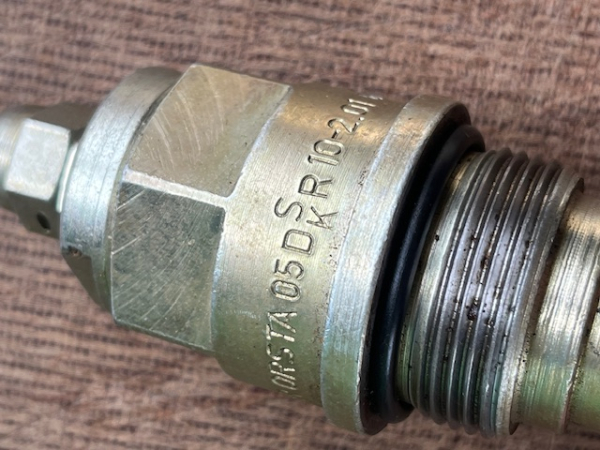 Ventil DDR Orsta Hydraulik Druckbegrenzungsventil aus Lagerbestand