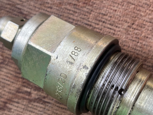 Ventil DDR Orsta Hydraulik Druckbegrenzungsventil aus Lagerbestand