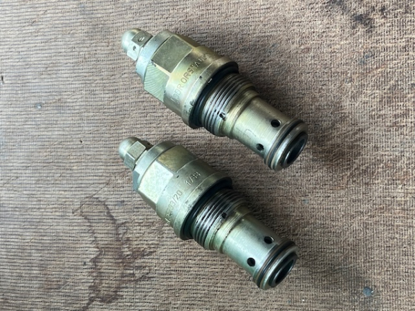 Ventil DDR Orsta Hydraulik Druckbegrenzungsventil aus Lagerbestand