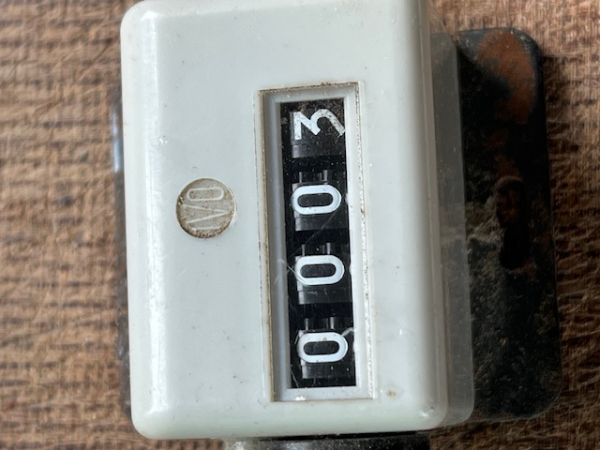 Stückzähler aus DDR Lagerbestand