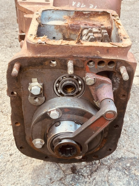 Schaltgetriebe komplett vom UTB 445  TIH Fiat 6 gang mit Gehäuse als Ersatzteilspender incl. Versandkosten