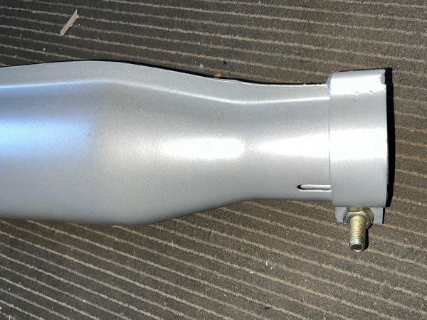 Auspuff UTB  U650 + U651 U 650 651 Raupe UTB S651