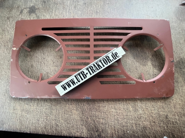 Grill oben für Lampeneinbau UTB 300 550 640