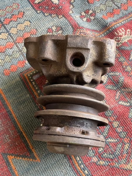 Wasserpumpe UTB 650 651 aus DDR Bestand