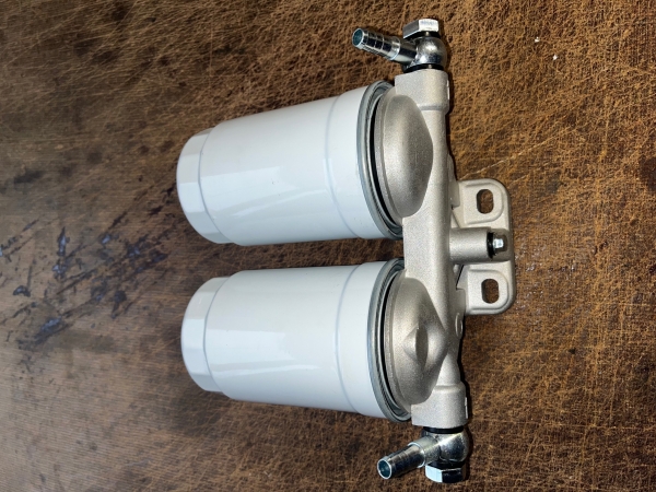Dieselfilter Batterie Doppelfilter Traktor Fiat 90 Serie New Holland + 2x Tülle mit 10mm