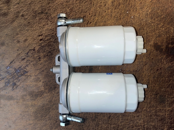 Dieselfilter Batterie Doppelfilter Traktor Fiat 90 Serie New Holland + 2x Tülle mit 10mm