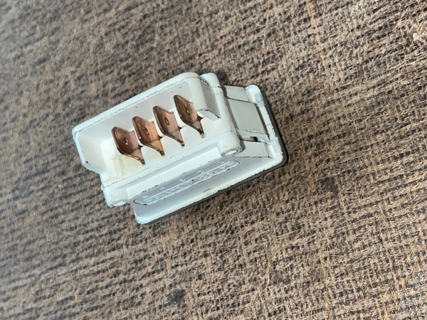 Schalter für Scheibenwischer UTB 302