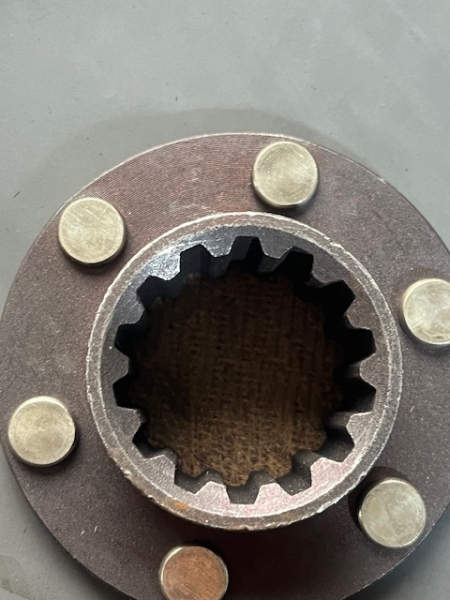 Kupplungsscheibe Fahrkupplung UTB 550 IF 11 Zoll 28 cm + Fiat