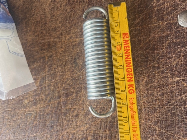 Feder für Bremse Bremsgestänge UTB + Fiat 450 460 470 480 840 ...