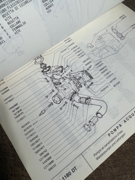 Ersatzteilkatalog Traktor Fiat 1180 + 1180 DT original incl. Versandkosten