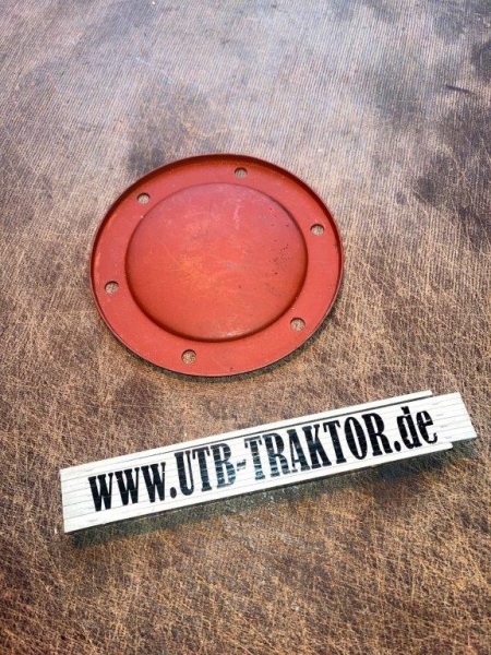 Deckel aus Blech vorn am Motor UTB 445 550 640 TIH Fiat