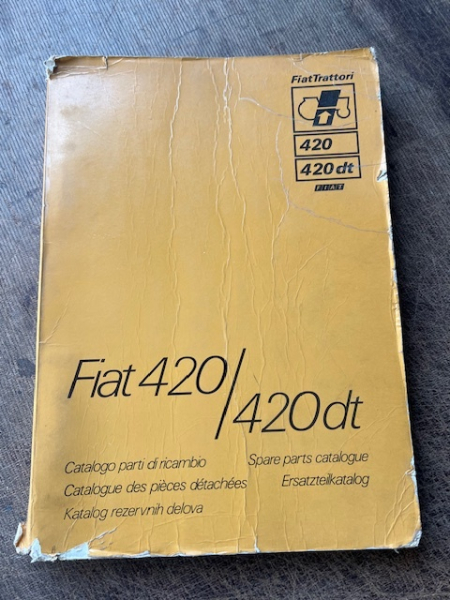 Ersatzteilkatalog Traktor Fiat 420 +  420DT original incl. Versandkosten