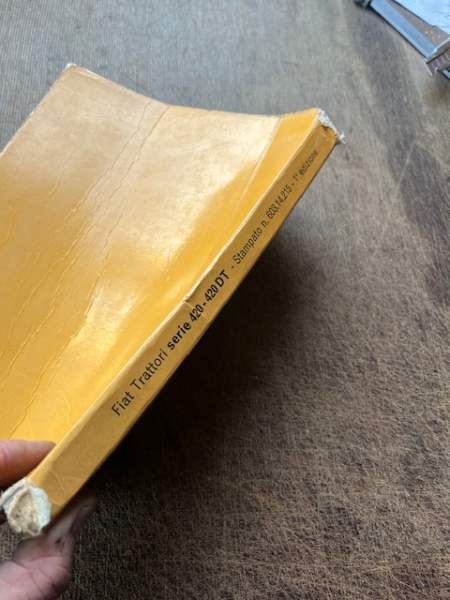 Ersatzteilkatalog Traktor Fiat 420 +  420DT original incl. Versandkosten