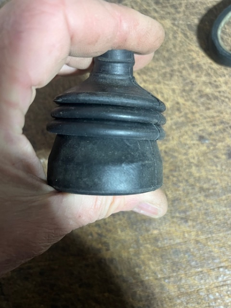 Staub-Manschette für Landini 5830 7830 8860 Massey Ferguson 15x38x110