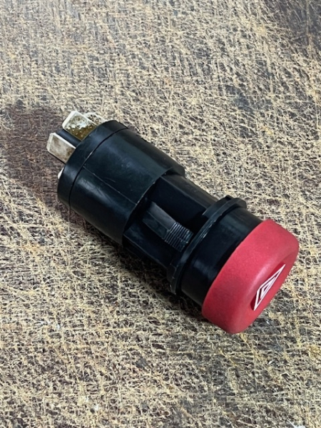 Warnblinkschalter Belarus MTS | 245.3710  MTS 80 / 82 /820  MTS 920