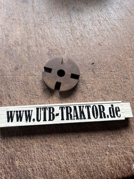 1x Mitnehmerscheibe für Einspritzpumpe aus Pertinax T174 Famulus ITM533 aus original DDR Bestand