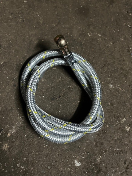 Dieselleitung mit Metallgeflecht  mit Ringöse  TIH 445 vom Dieselhahn zur Handpumpe