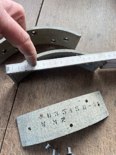 3 Stück Bremsbelag Traktor UTB TIH  mit 50 mm breite originalteil aus Lagerbestand